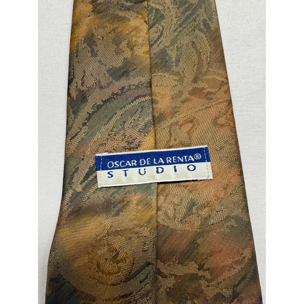 Oscar de la Renta Studio Silk‎ Tie Abstract Paisley Floral Gold Olive Brown USA